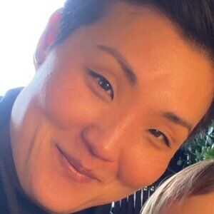 Meet your Posher, Helen